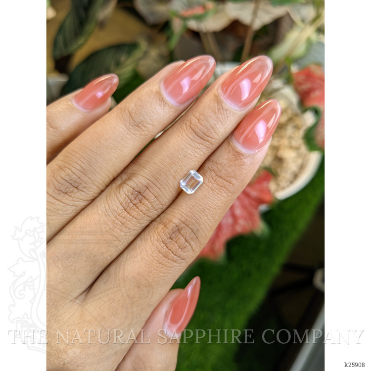 0.61 Ct. Rainbow Moonstone from Ceylon (Sri Lanka)