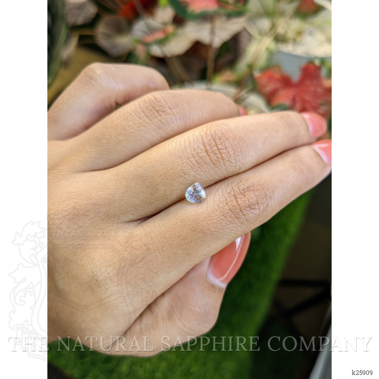 0.65 Ct. Rainbow Moonstone from Ceylon (Sri Lanka)