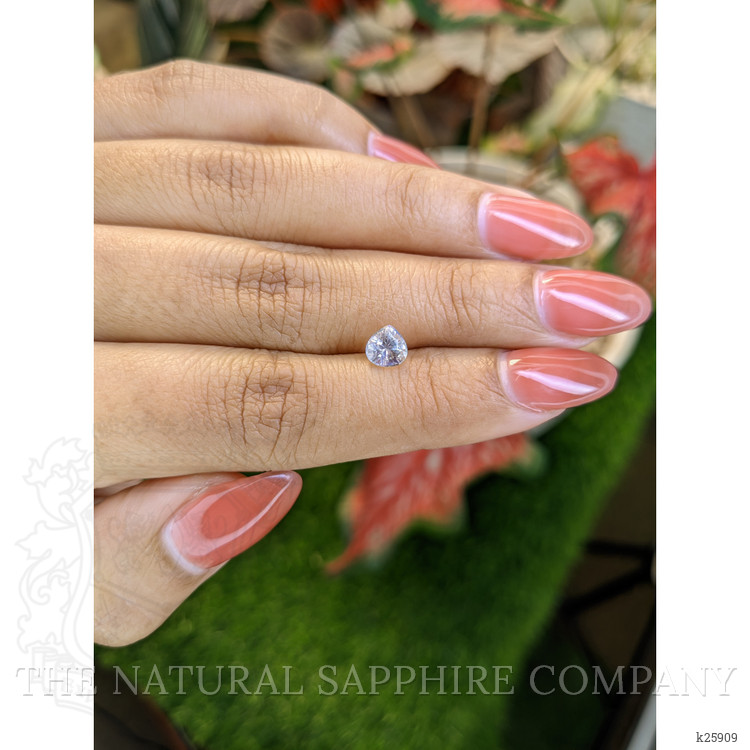 0.65 Ct. Rainbow Moonstone from Ceylon (Sri Lanka)