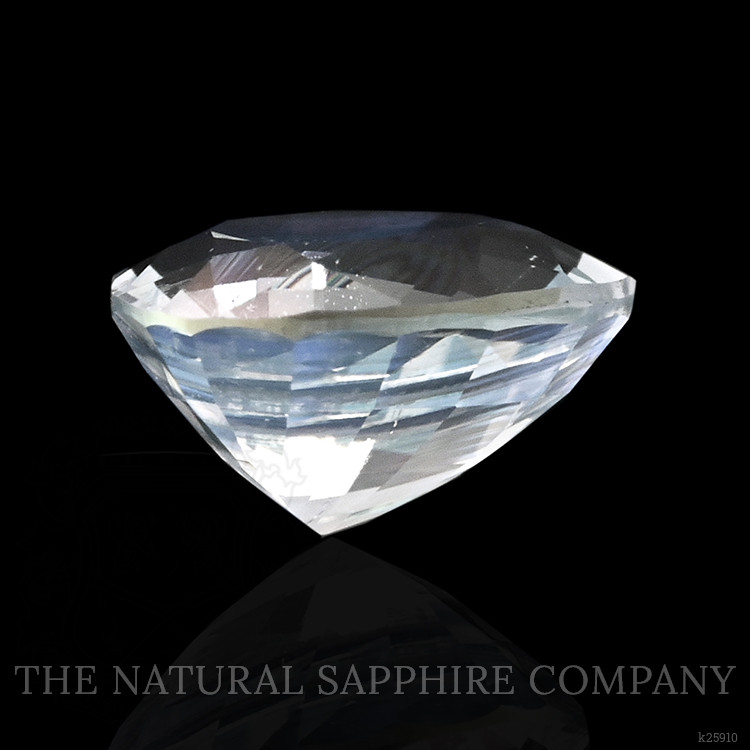 0.68 Ct. Rainbow Moonstone from Ceylon (Sri Lanka)