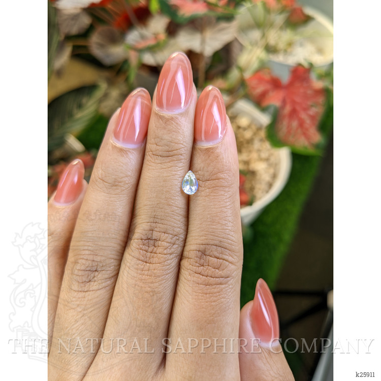 0.45 Ct. Rainbow Moonstone from Ceylon (Sri Lanka)