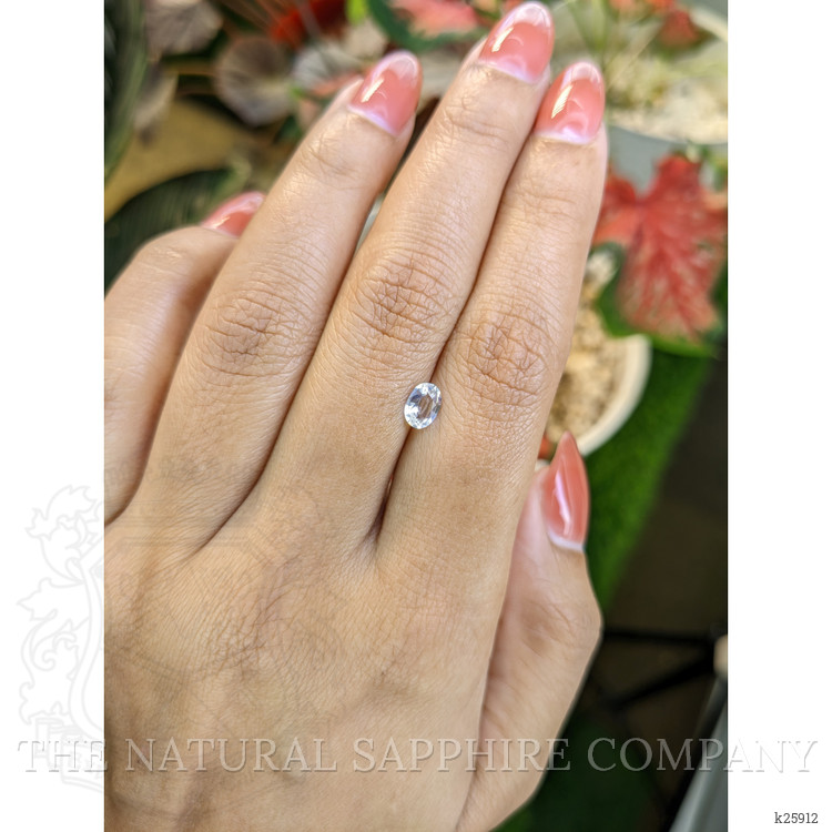 0.43 Ct. Rainbow Moonstone from Ceylon (Sri Lanka)
