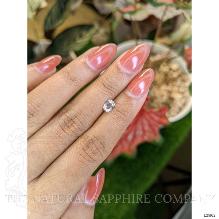 0.43 Ct. Rainbow Moonstone from Ceylon (Sri Lanka)