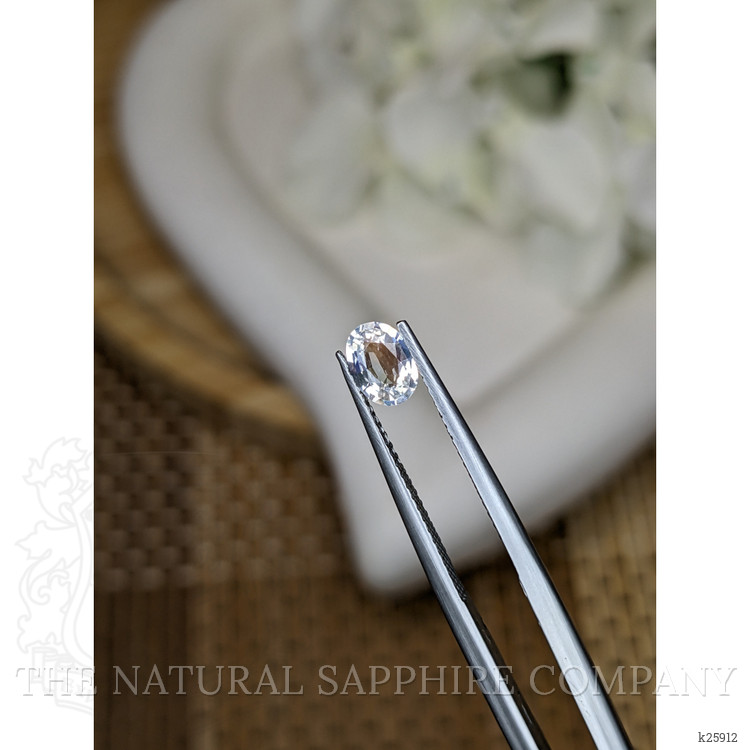 0.43 Ct. Rainbow Moonstone from Ceylon (Sri Lanka)