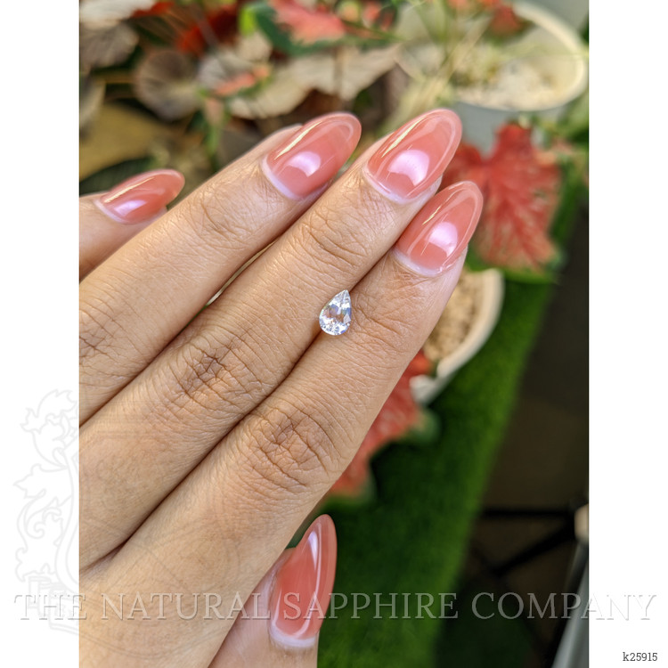 0.50 Ct. Rainbow Moonstone from Ceylon (Sri Lanka)