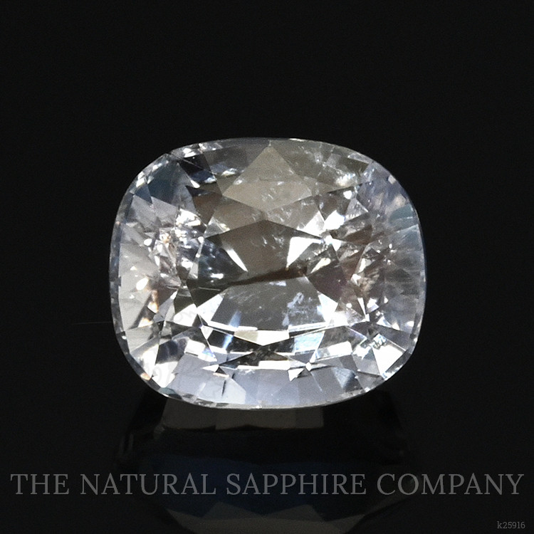 0.50 Ct. Rainbow Moonstone from Ceylon (Sri Lanka)