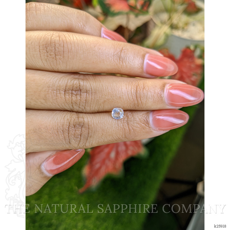 0.49 Ct. Rainbow Moonstone from Ceylon (Sri Lanka)