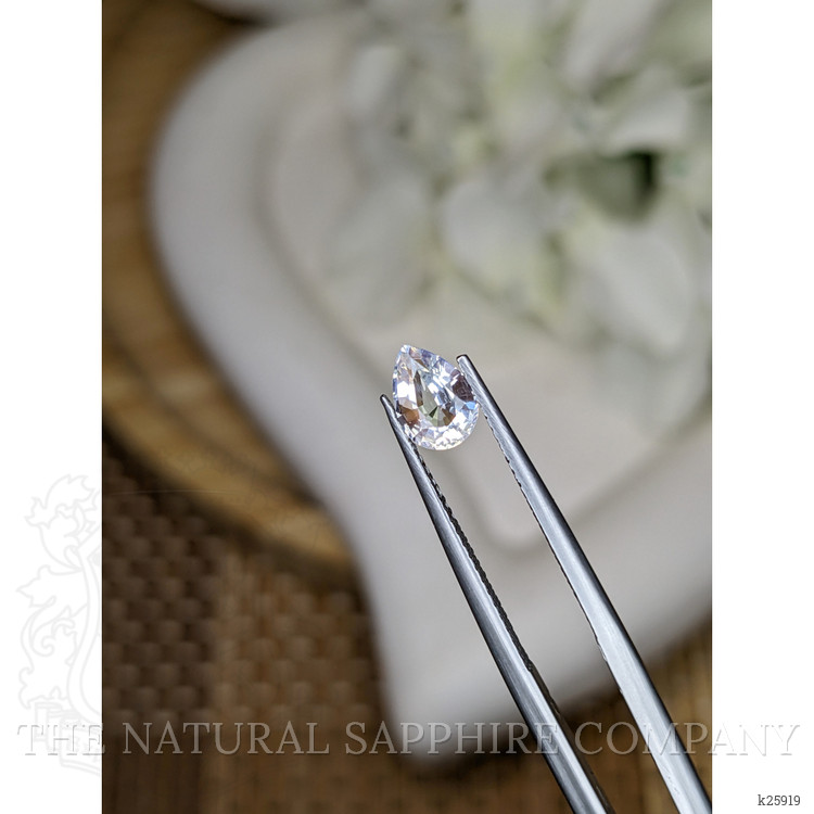 0.71 Ct. Rainbow Moonstone from Ceylon (Sri Lanka)
