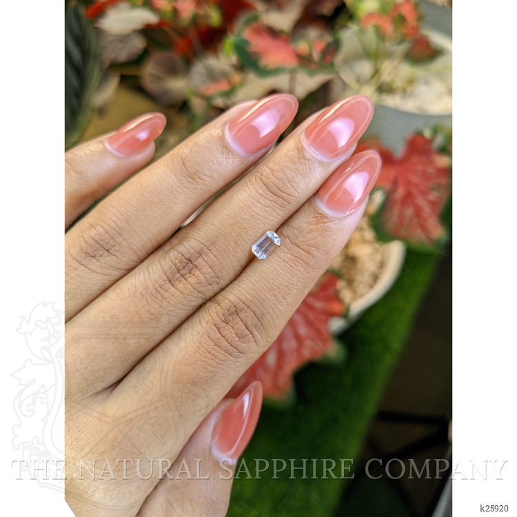 0.45 Ct. Rainbow Moonstone from Ceylon (Sri Lanka)