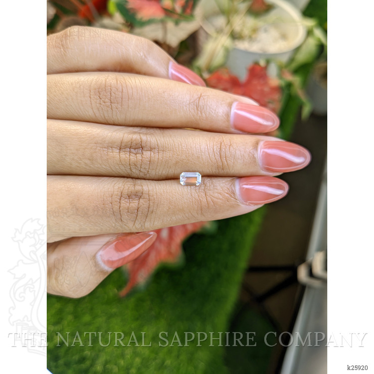 0.45 Ct. Rainbow Moonstone from Ceylon (Sri Lanka)