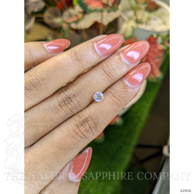 0.61 Ct. Rainbow Moonstone from Ceylon (Sri Lanka)