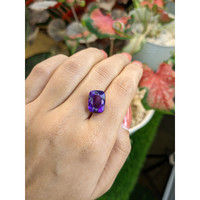 7.40 Ct. Purple Amethyst from Brazil Life Style