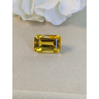 25.94 Ct. Yellow Citrine from Ceylon (Sri Lanka) Life Style
