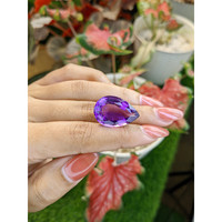 21.82 Ct. Purple Amethyst from Ceylon (Sri Lanka) Life Style