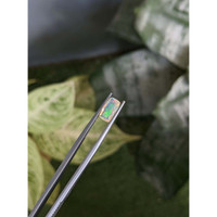 1.06 Ct. Multi Color White Opal from Ethiopia Life Style