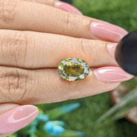 6.08 Ct. Alexandrite from Ceylon (Sri Lanka) Life Style