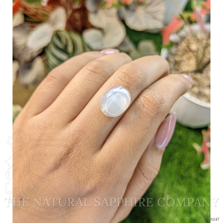 8.08 Ct. White Cabochon Moonstone from Ceylon (Sri Lanka)