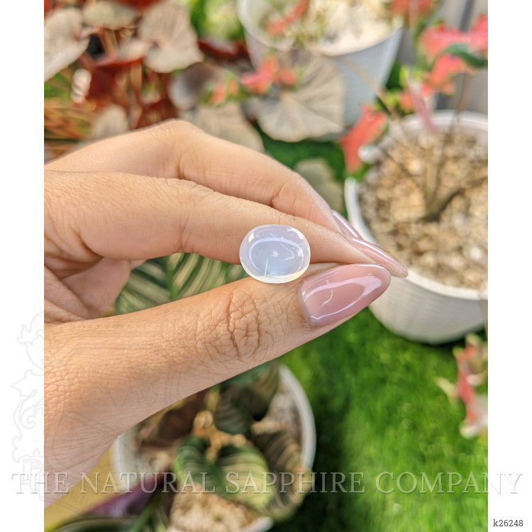 6.93 Ct. Blue Flash Cabochon Moonstone from Ceylon (Sri Lanka)