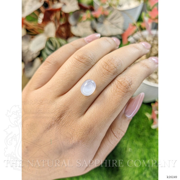 3.96 Ct. Blue Flash Cabochon Moonstone from Ceylon (Sri Lanka)