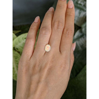 1.23 Ct. Multi Color White Opal from Ethiopia Life Style