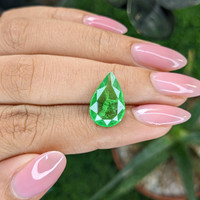 5.00 Ct. Tsavorite Garnet from Tanzania Life Style