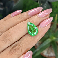 5.00 Ct. Tsavorite Garnet from Tanzania Life Style