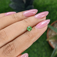 0.40 Ct. Tsavorite Garnet from Tanzania Life Style