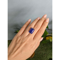 14.07 Ct. Violet Tanzanite from Tanzania Life Style