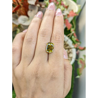 4.91 Ct. Greenish Yellow Chrysoberyl from Ceylon (Sri Lanka) Life Style