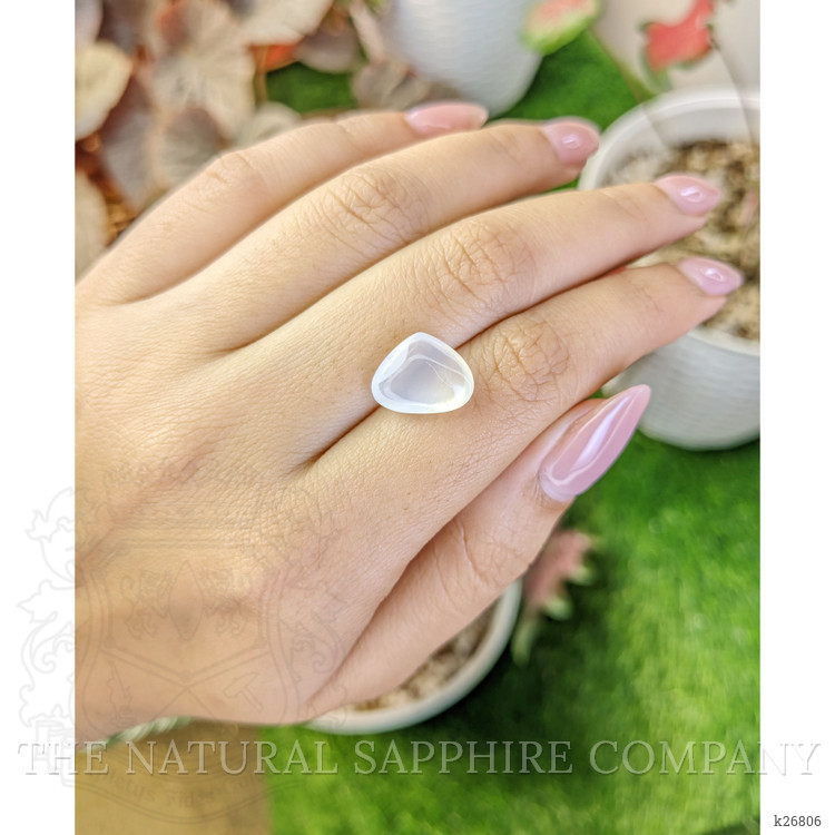 4.48 Ct. White Cabochon Moonstone from Ceylon (Sri Lanka)