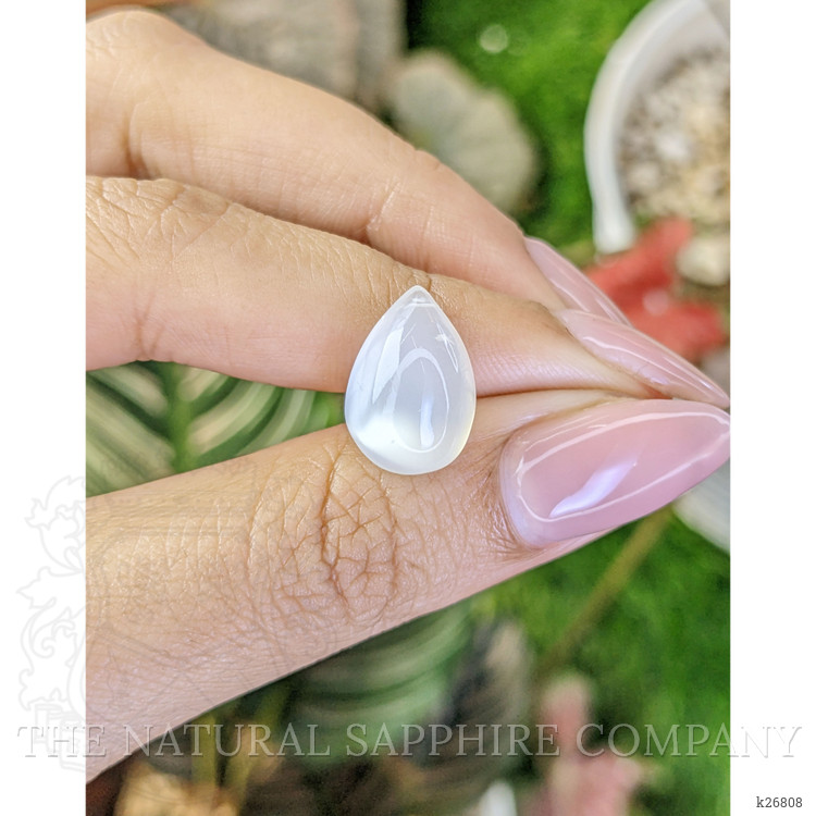 6.51 Ct. White Cabochon Moonstone from Ceylon (Sri Lanka)