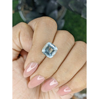 3.41 Ct. Blue Aquamarine from Ceylon (Sri Lanka) Life Style