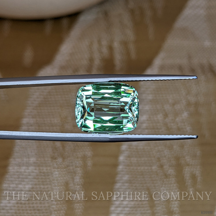 10.90 Ct. Green Beryl from Ceylon (Sri Lanka)