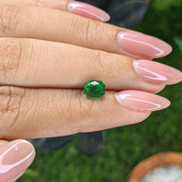 1.40 Ct. Tsavorite Garnet from Tanzania Life Style