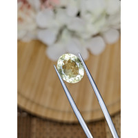 3.86 Ct. Lemon Quartz from Madagascar Life Style