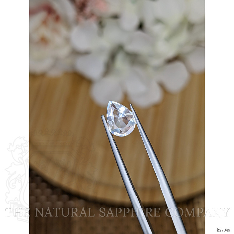 1.08 Ct. Rainbow Moonstone from Ceylon (Sri Lanka)