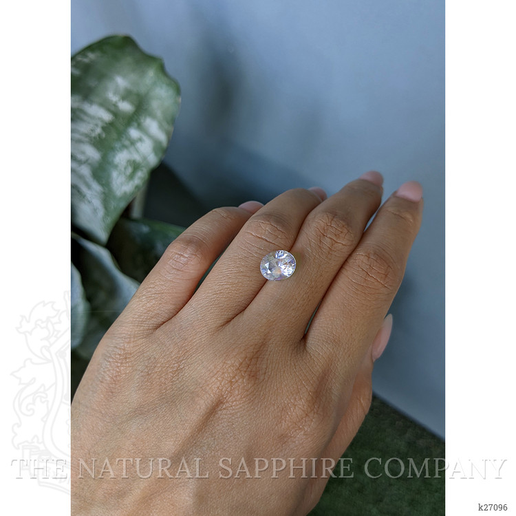 2.75 Ct. White Moonstone from Ceylon (Sri Lanka)