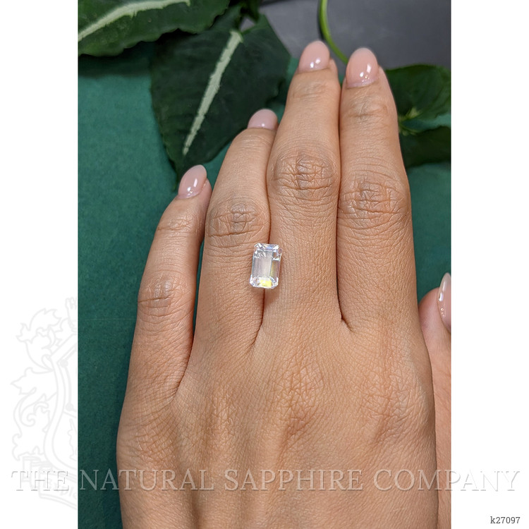 2.80 Ct. White Moonstone from Ceylon (Sri Lanka)
