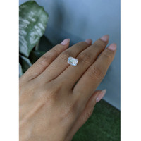 2.67 Ct. White Moonstone from Ceylon (Sri Lanka) Life Style
