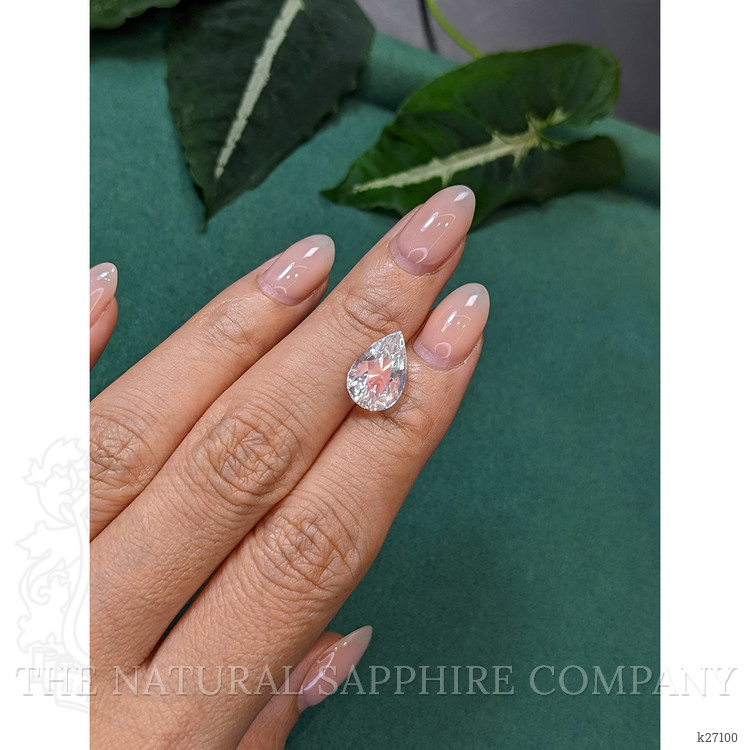 3.77 Ct. Rainbow Moonstone from Ceylon (Sri Lanka)