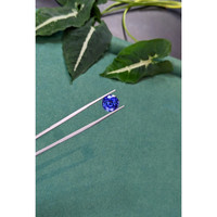 4.89 Ct. Violetish Blue Tanzanite from Tanzania Life Style