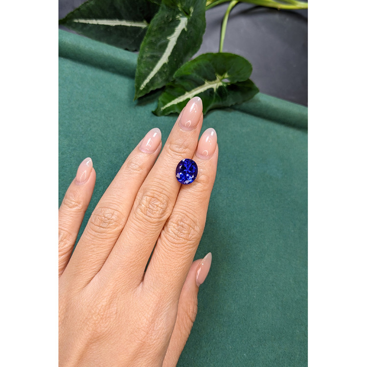 5.70 Ct. Violetish Blue Tanzanite from Tanzania