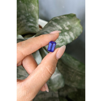 4.63 Ct. Violetish Blue Tanzanite from Tanzania Life Style