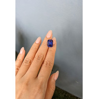 8.48 Ct. Violetish Blue Tanzanite from Tanzania Life Style