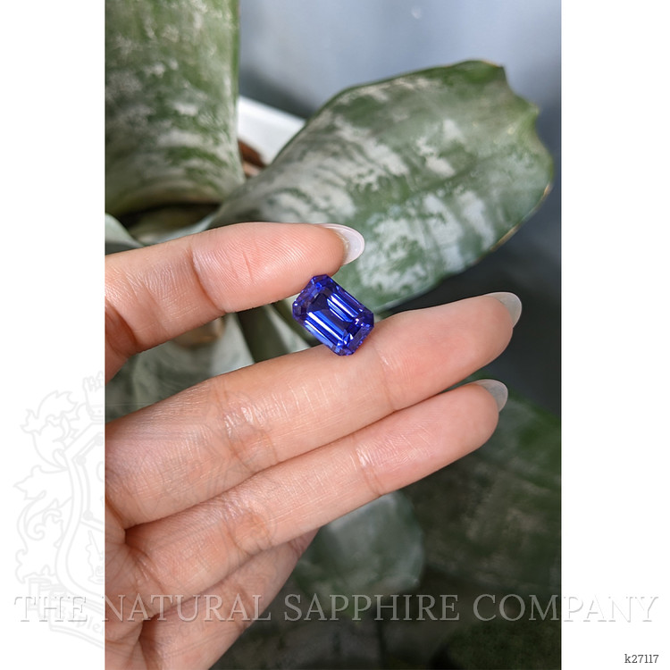 8.48 Ct. Violetish Blue Tanzanite from Tanzania