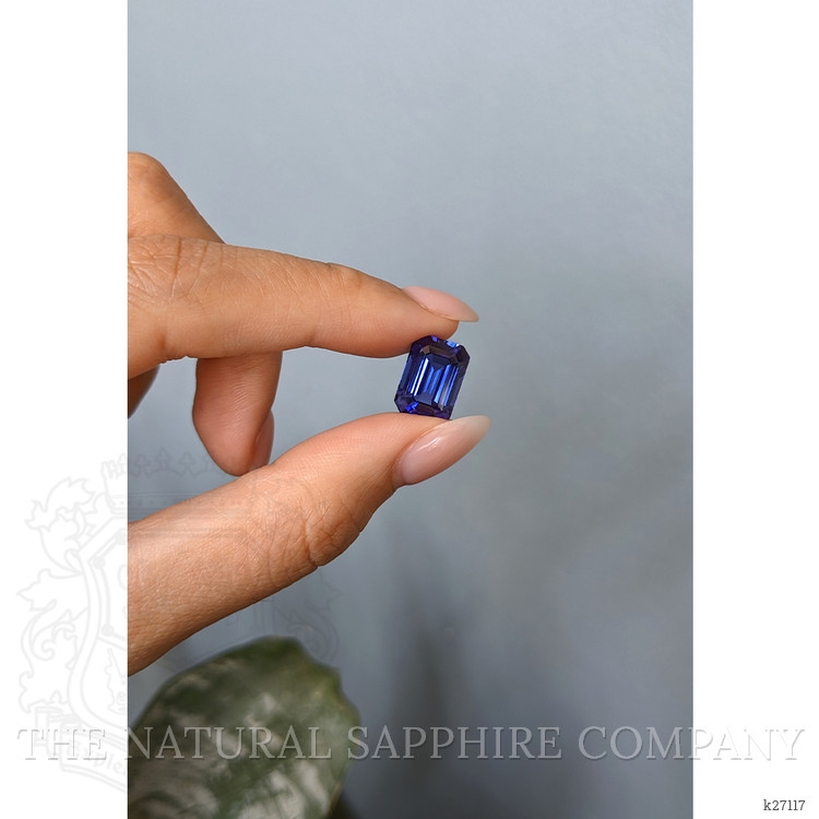 8.48 Ct. Violetish Blue Tanzanite from Tanzania