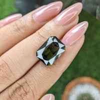 7.70 Ct. Green Tourmaline from Ceylon (Sri Lanka) Life Style