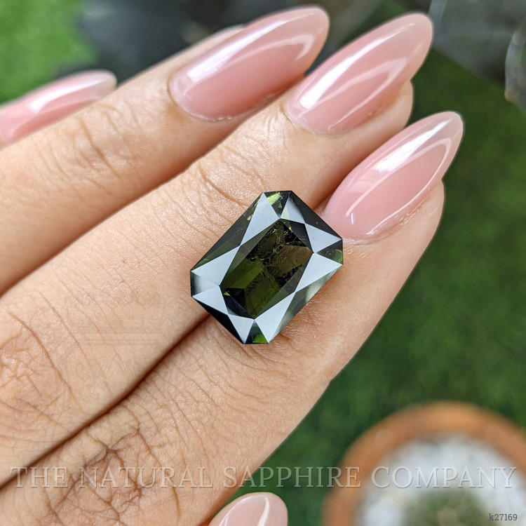 7.70 Ct. Green Tourmaline from Ceylon (Sri Lanka)