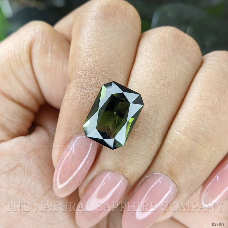 7.70 Ct. Green Tourmaline from Ceylon (Sri Lanka)