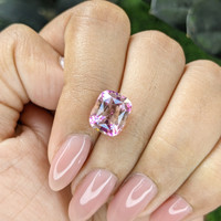 4.01 Ct. Purplish Pink Tourmaline from Republic of Congo Life Style